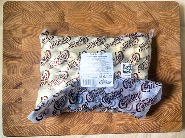 Сыр 1 кг ГОРНЫЙ СЫРОВАР (Бочонок с укропом и чесноком) в Лыткарино